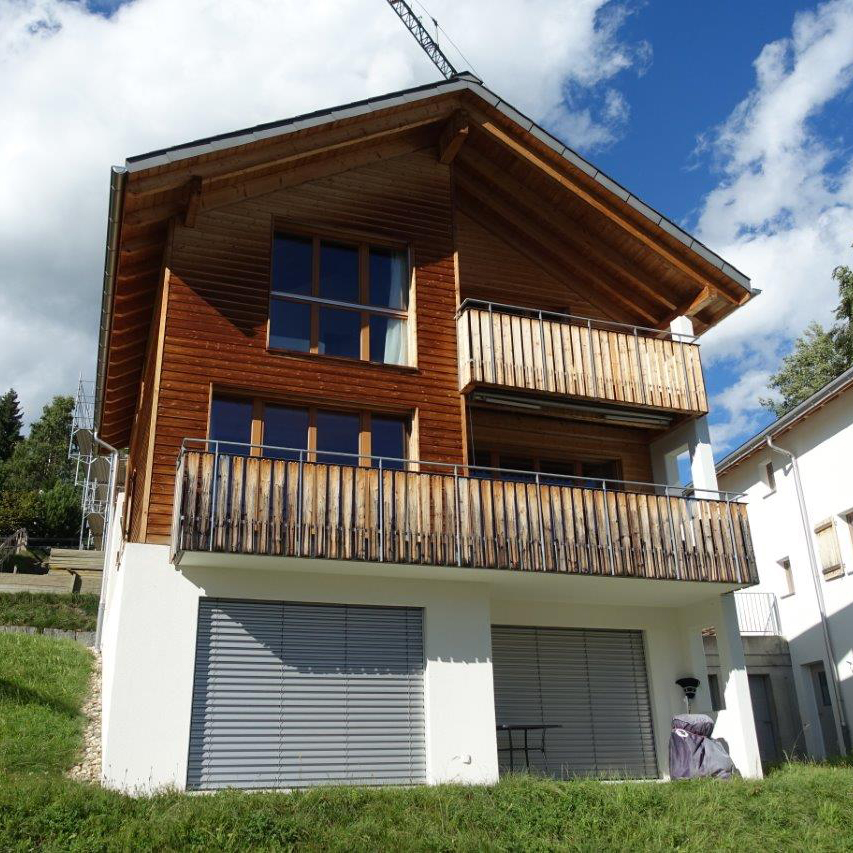 Attikawohnung in der Val Lumnezia/Vattiz